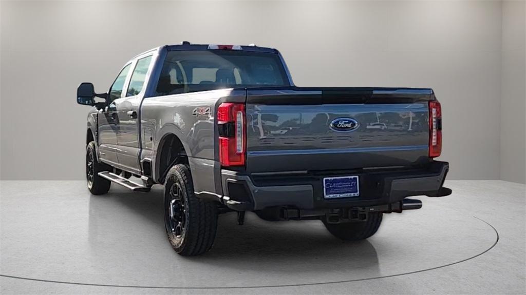 new 2024 Ford F-250 car, priced at $57,384