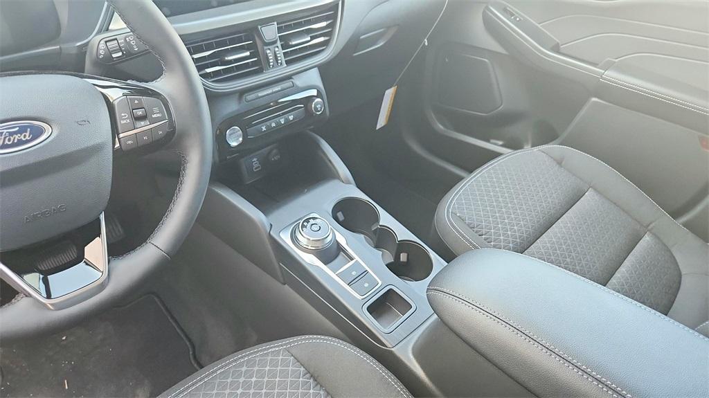 new 2025 Ford Escape car, priced at $24,707