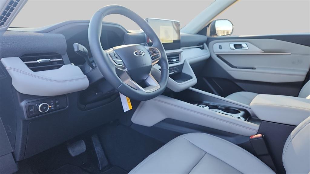 new 2025 Ford Explorer car, priced at $36,009
