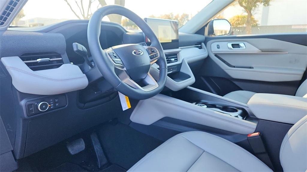 new 2025 Ford Explorer car, priced at $43,040