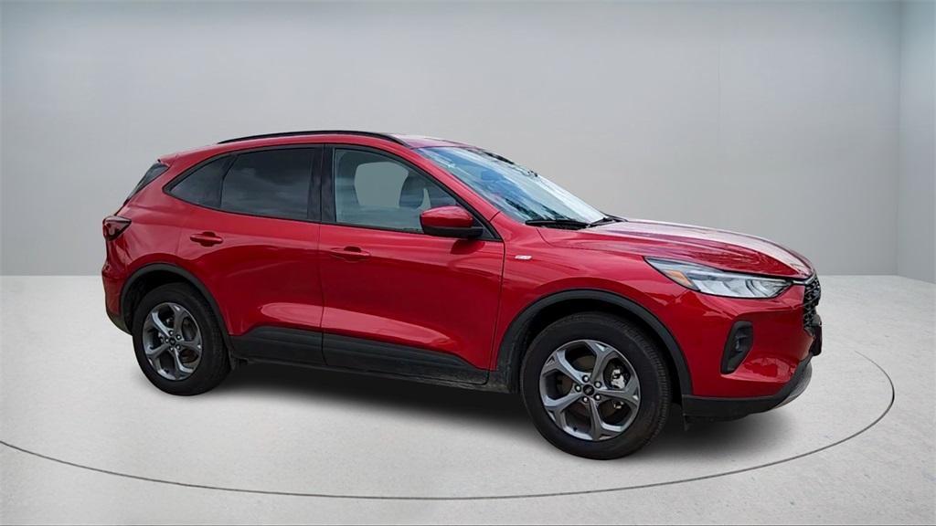 new 2025 Ford Escape car, priced at $25,417
