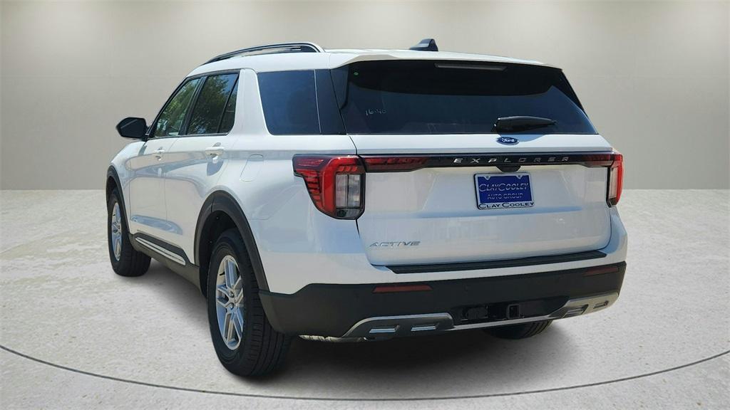 new 2025 Ford Explorer car, priced at $38,815