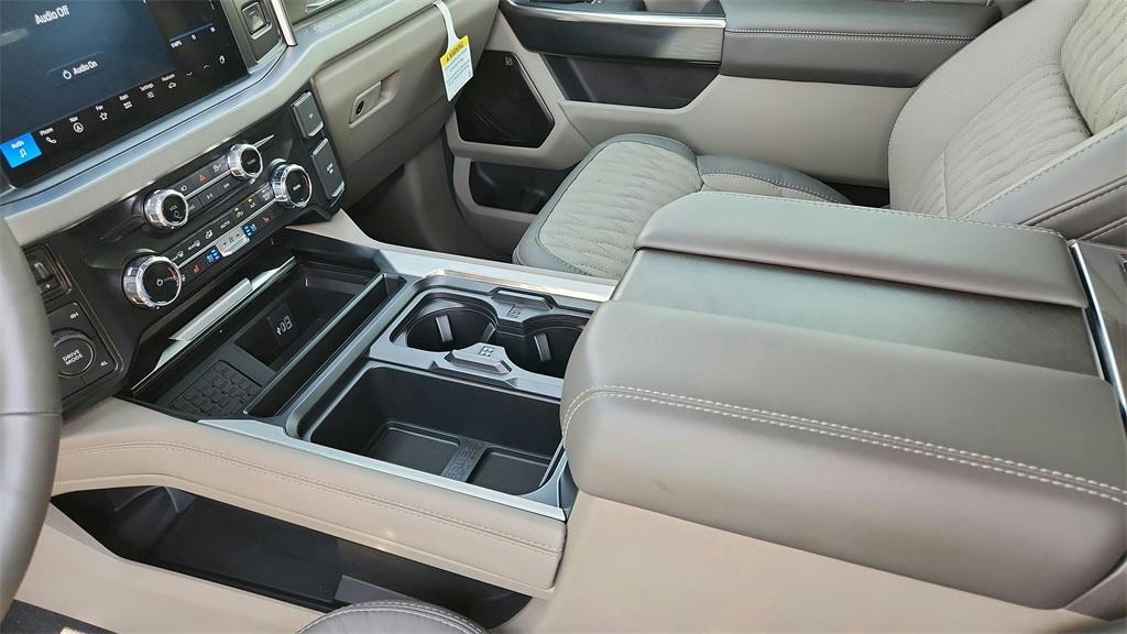 new 2025 Ford F-450 car, priced at $107,655