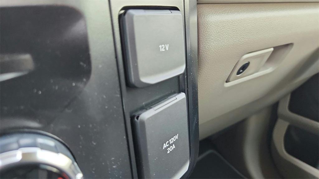 new 2025 Ford F-450 car, priced at $107,655