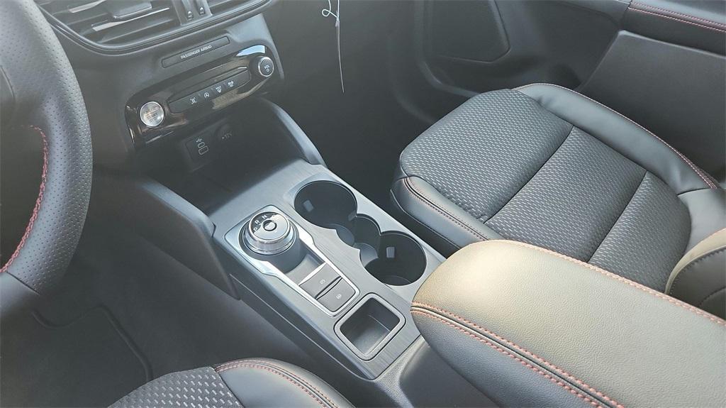 new 2025 Ford Escape car, priced at $30,686