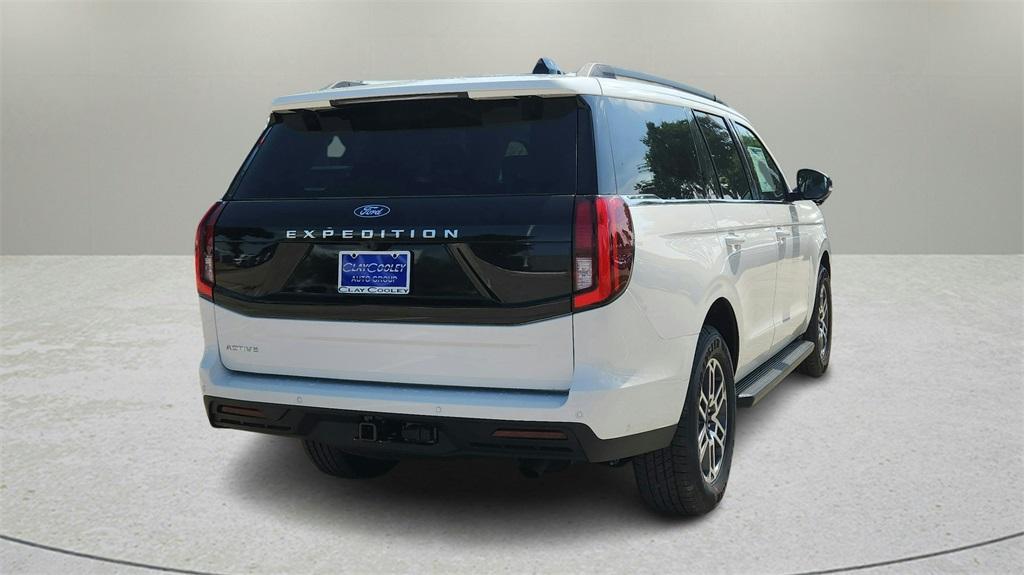 new 2025 Ford Expedition car, priced at $64,174