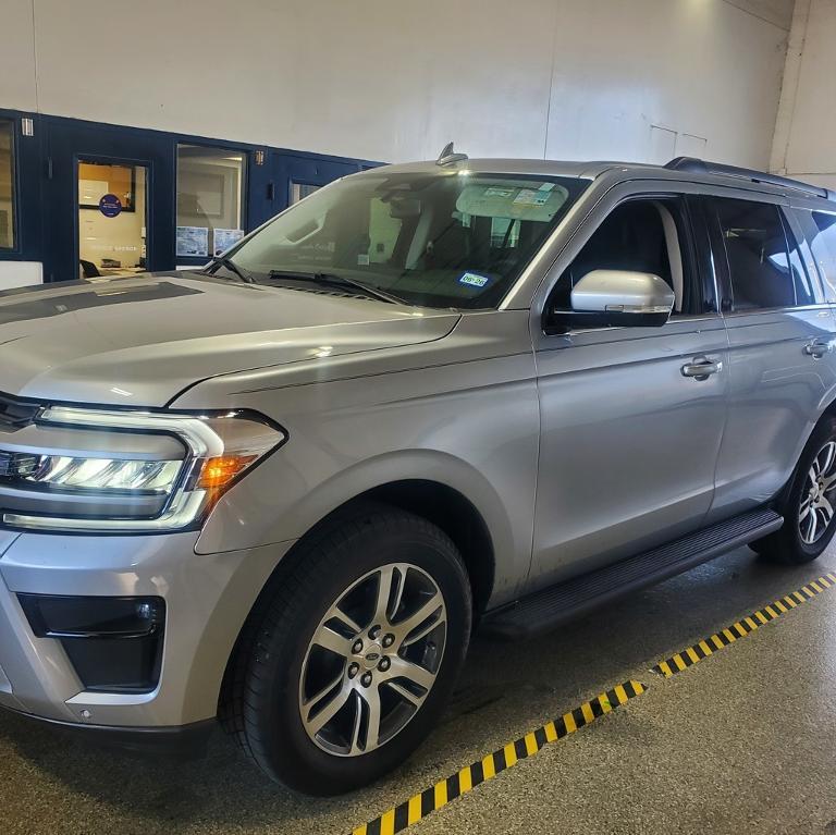 used 2024 Ford Expedition car, priced at $55,500