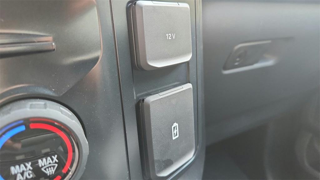 new 2025 Ford F-150 car, priced at $37,658
