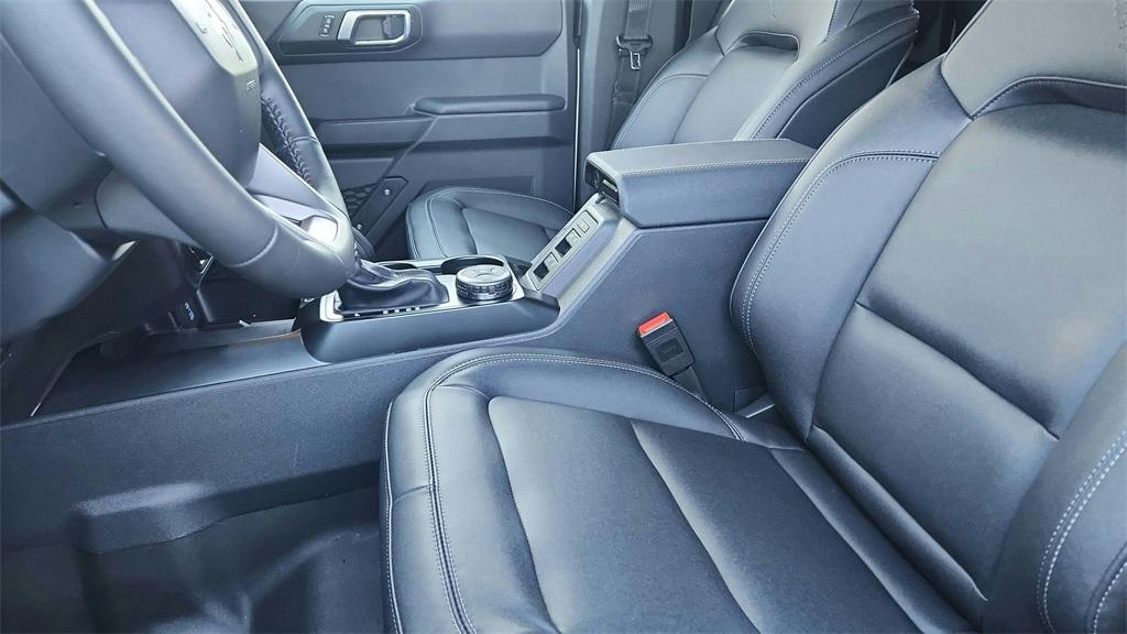 new 2025 Ford Bronco car, priced at $45,583