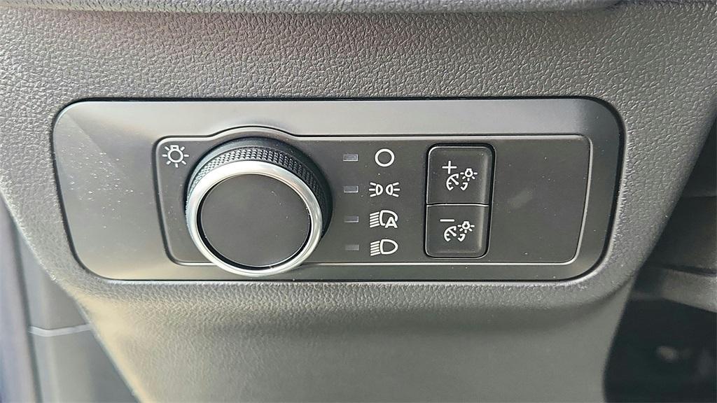 new 2025 Ford Escape car, priced at $24,568