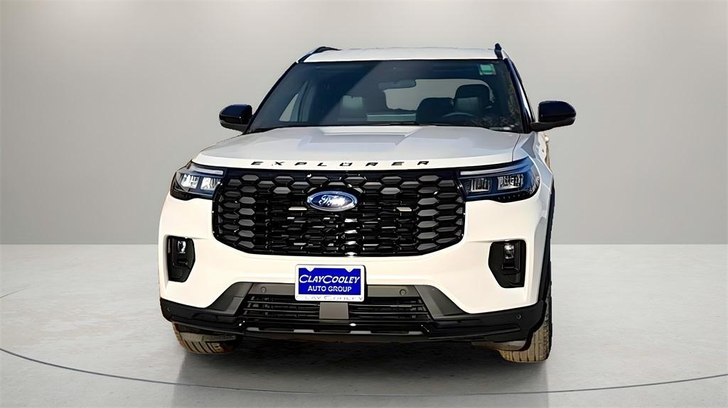 new 2025 Ford Explorer car, priced at $40,715