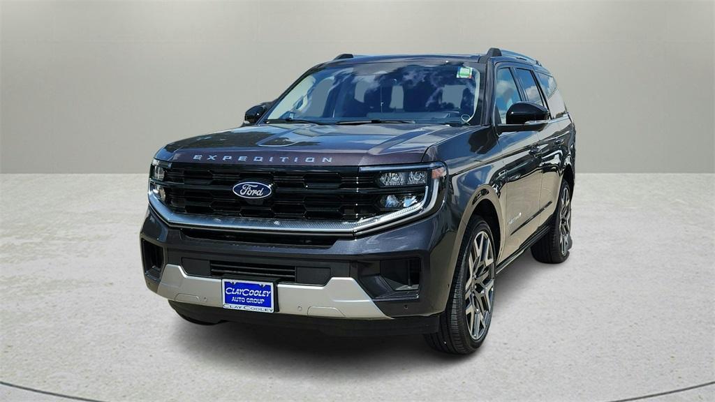 new 2025 Ford Expedition car, priced at $87,834