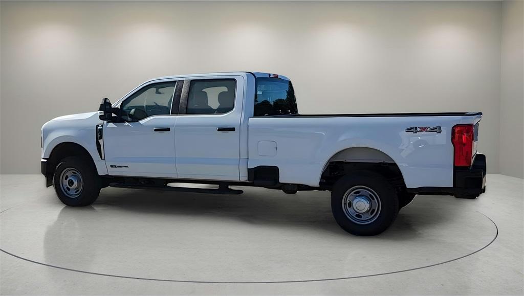 new 2024 Ford F-350 car, priced at $60,175