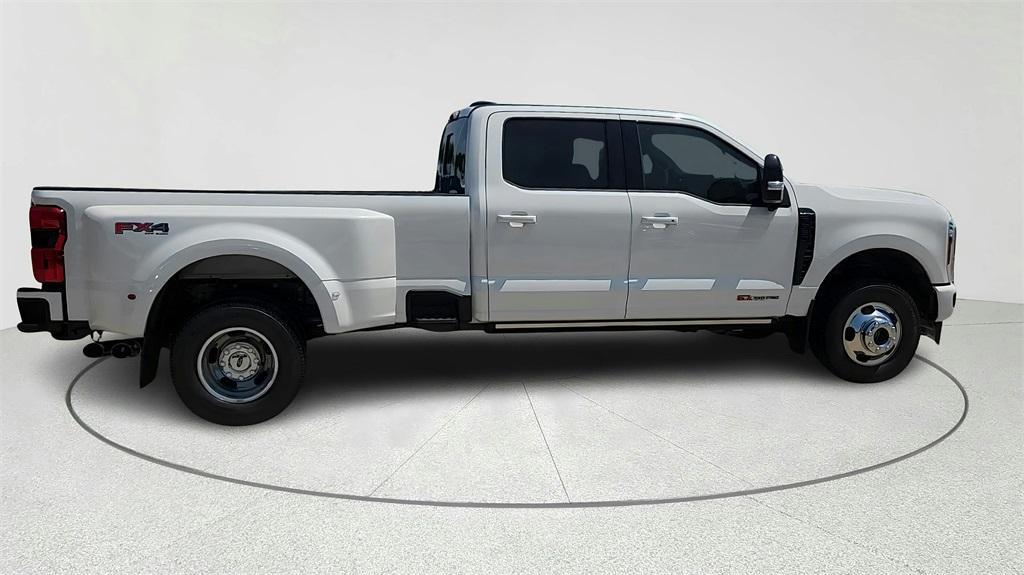 new 2025 Ford F-350 car, priced at $100,670