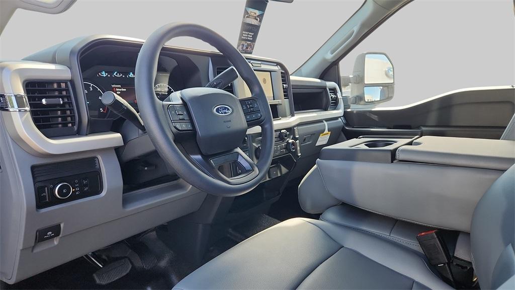 new 2025 Ford F-250 car, priced at $58,336