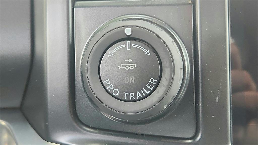 new 2025 Ford F-250 car, priced at $81,481