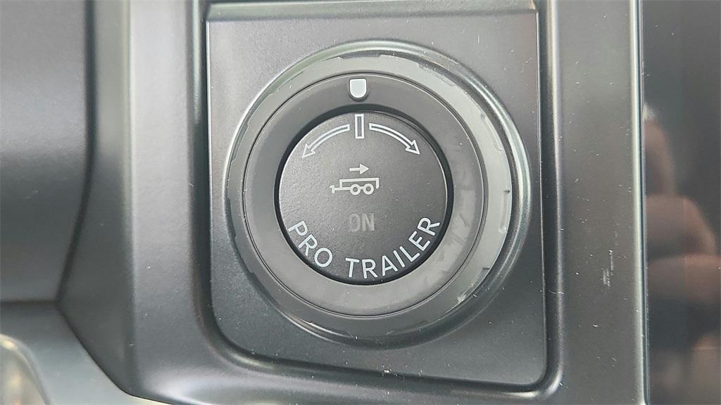new 2025 Ford F-250 car, priced at $85,271