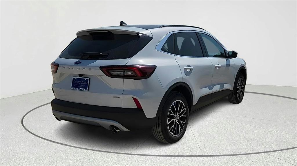 new 2025 Ford Escape car, priced at $32,561