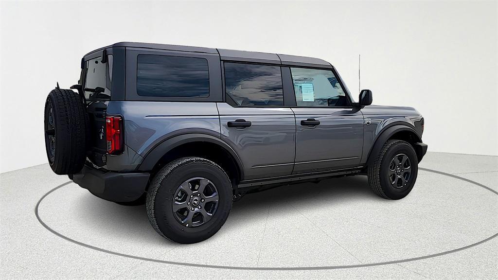 new 2025 Ford Bronco car, priced at $40,233