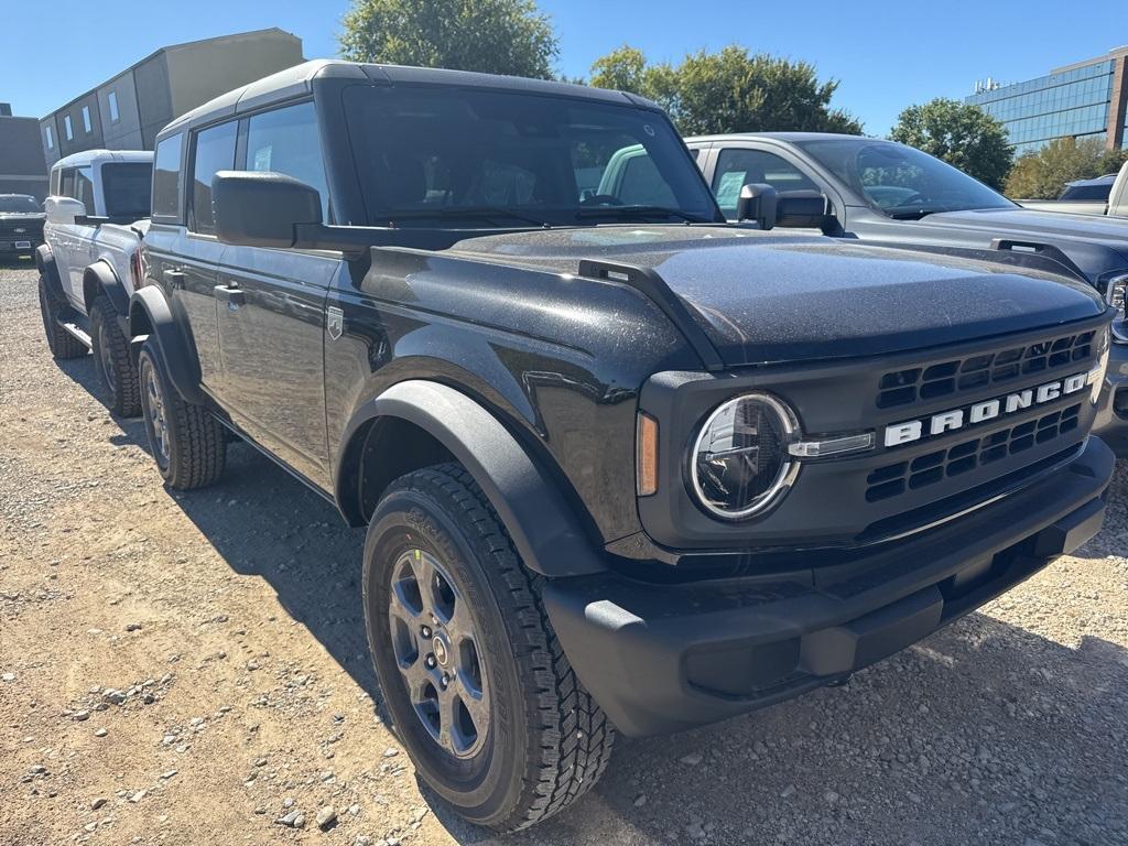 new 2025 Ford Bronco car, priced at $40,961