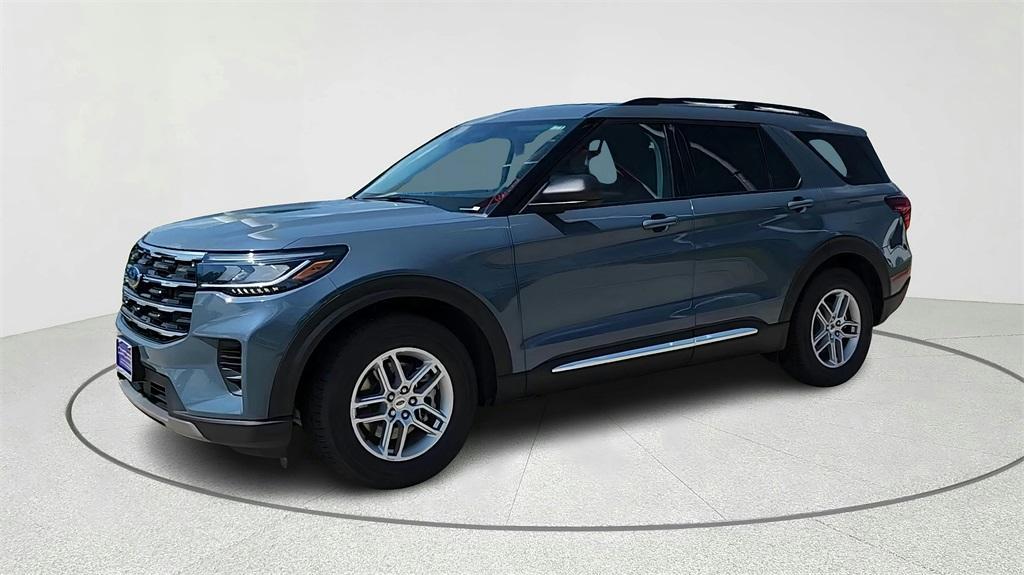 new 2025 Ford Explorer car, priced at $34,795
