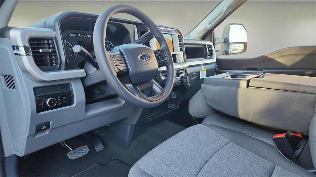 new 2024 Ford F-250 car, priced at $61,022