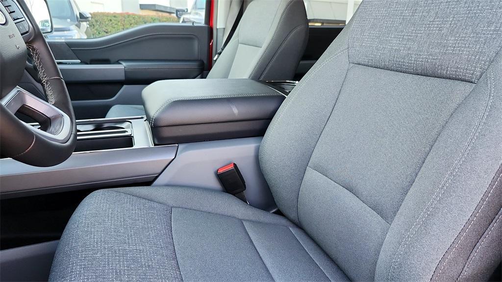new 2025 Ford F-150 car, priced at $46,811