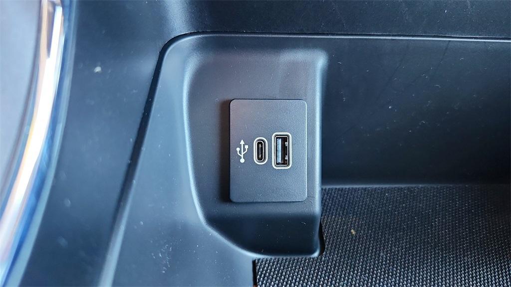 new 2025 Ford F-150 car, priced at $46,811