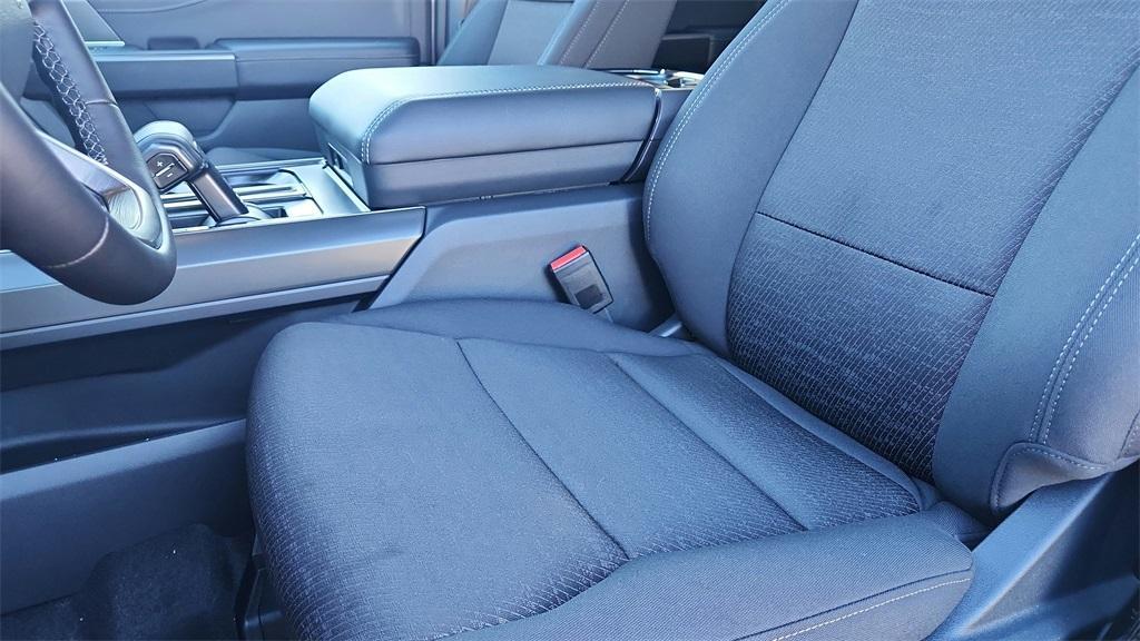 new 2025 Ford F-150 car, priced at $53,256