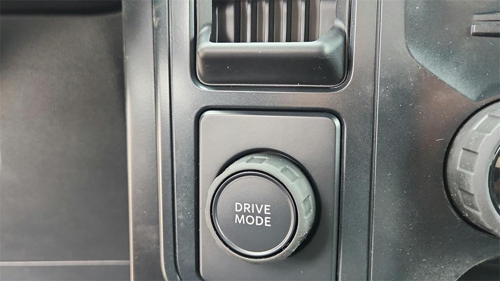 new 2025 Ford F-150 car, priced at $38,658