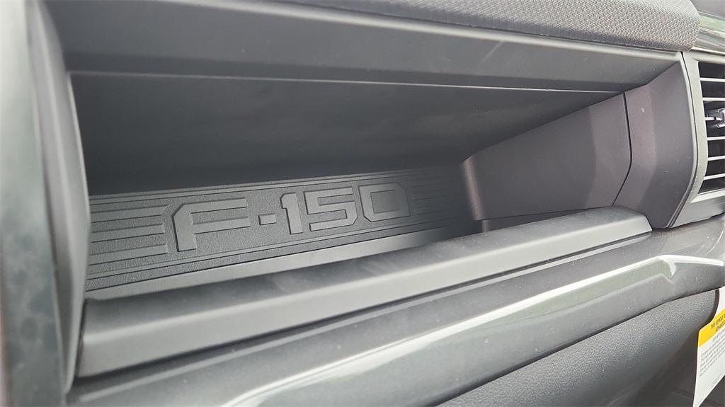 new 2025 Ford F-150 car, priced at $38,658