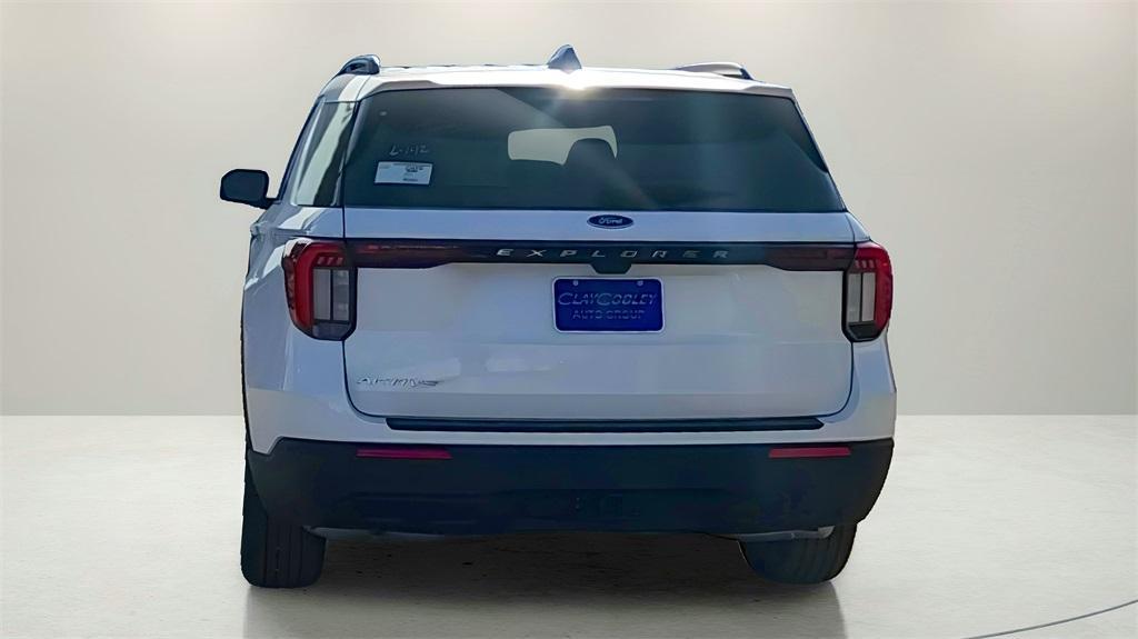 new 2025 Ford Explorer car, priced at $34,408