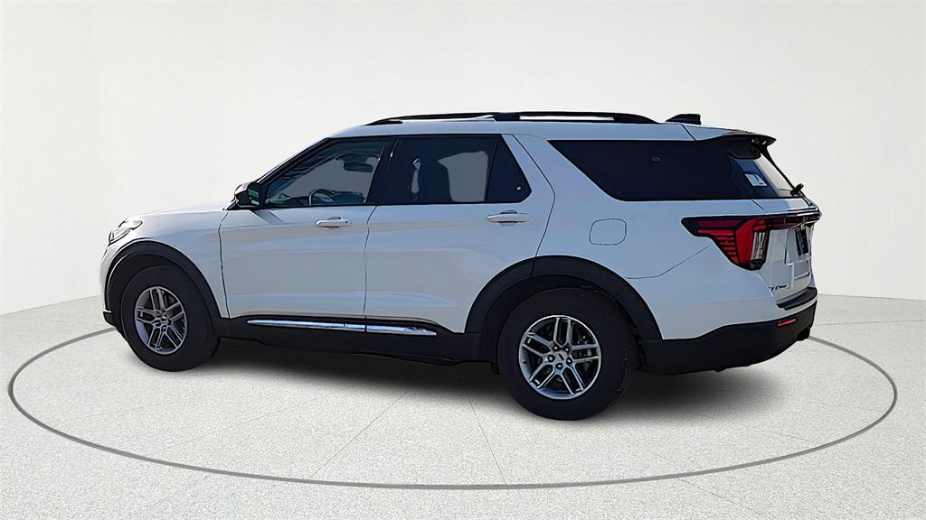new 2025 Ford Explorer car, priced at $34,408