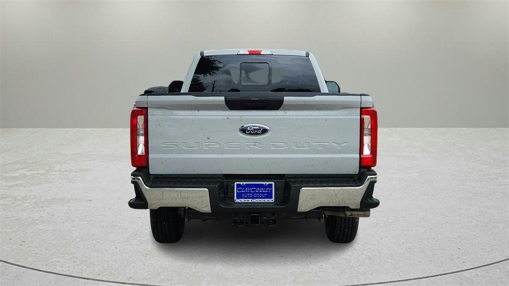new 2025 Ford F-250 car, priced at $57,594