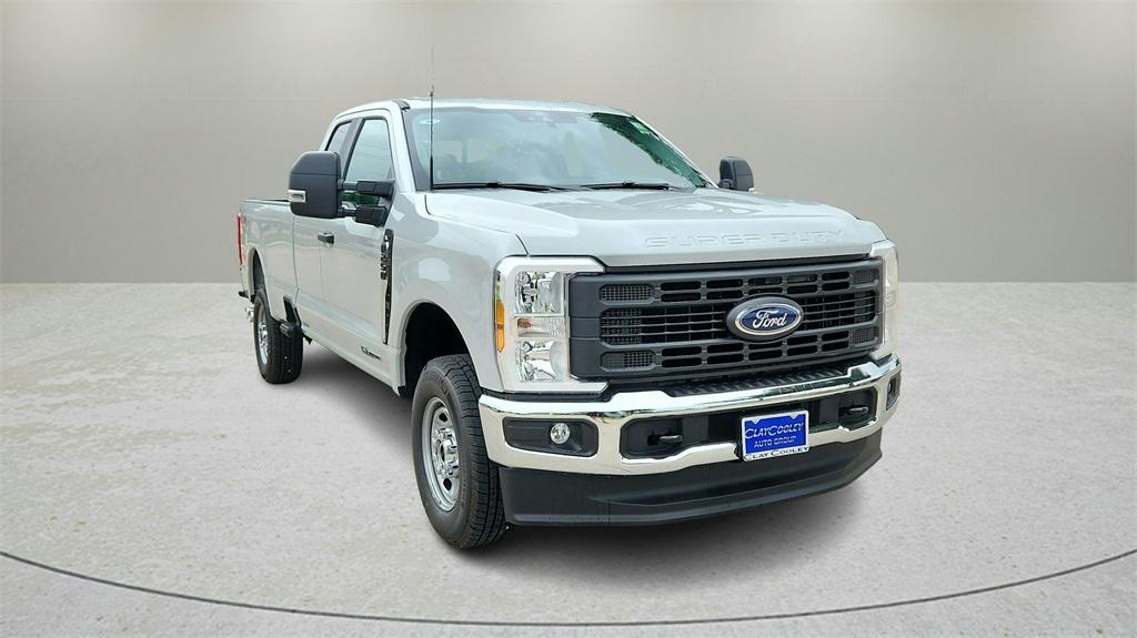 new 2025 Ford F-250 car, priced at $57,594