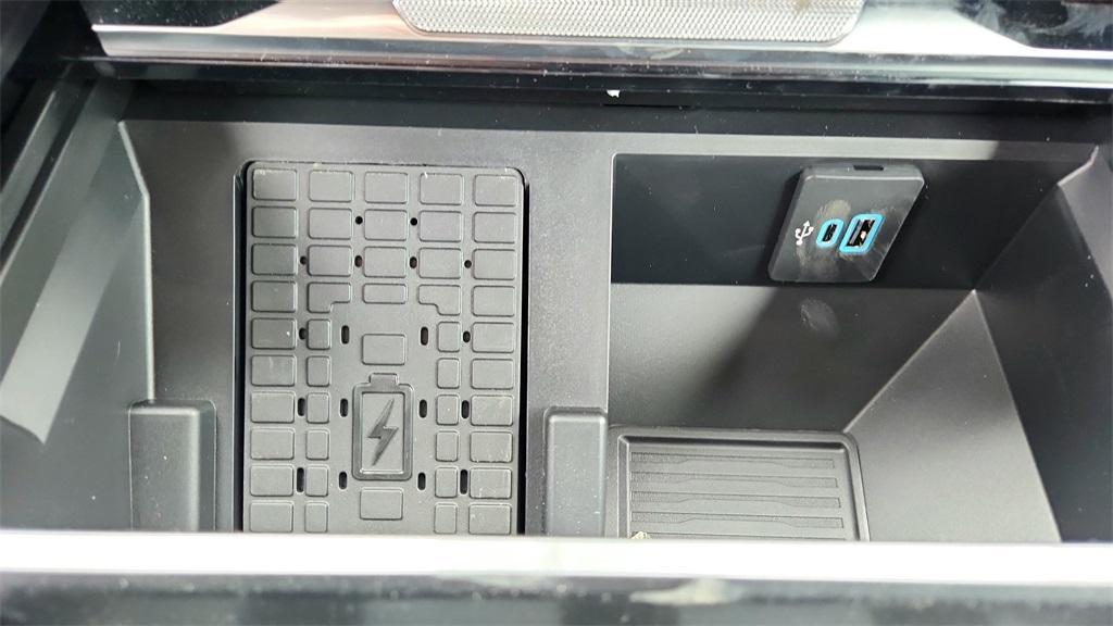 new 2025 Ford F-250 car, priced at $84,146