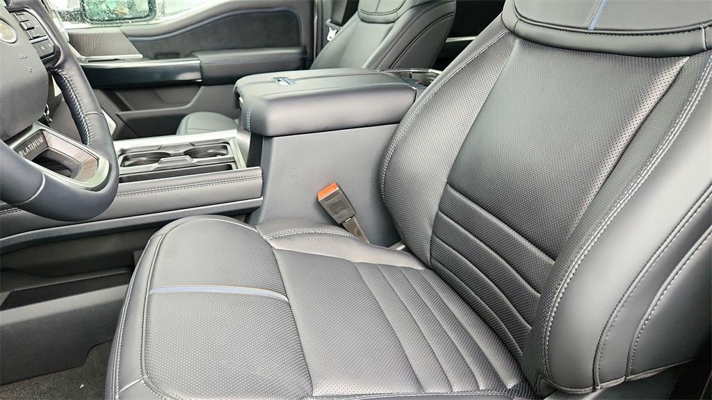 new 2025 Ford F-250 car, priced at $84,146