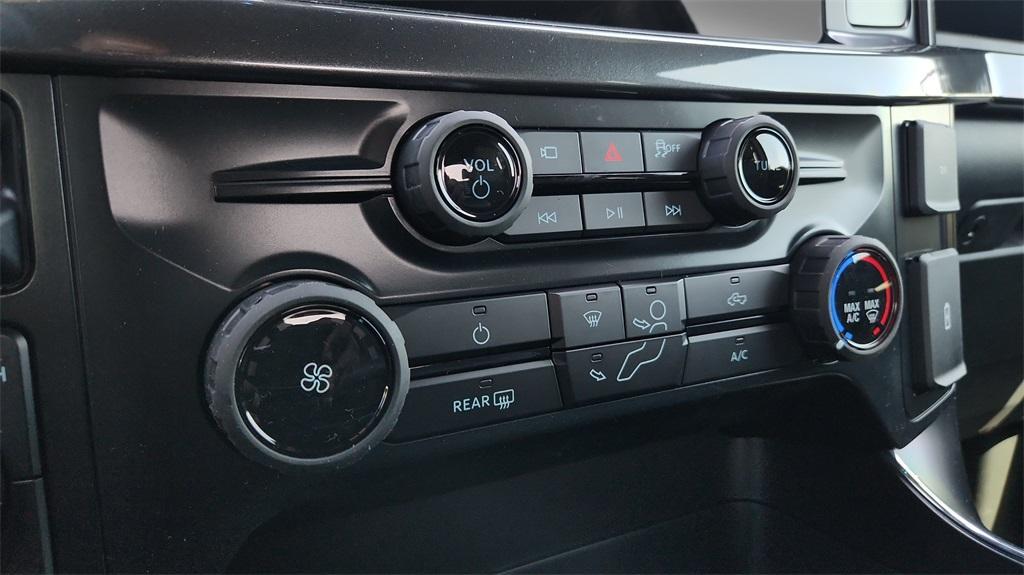 new 2025 Ford F-150 car, priced at $48,078