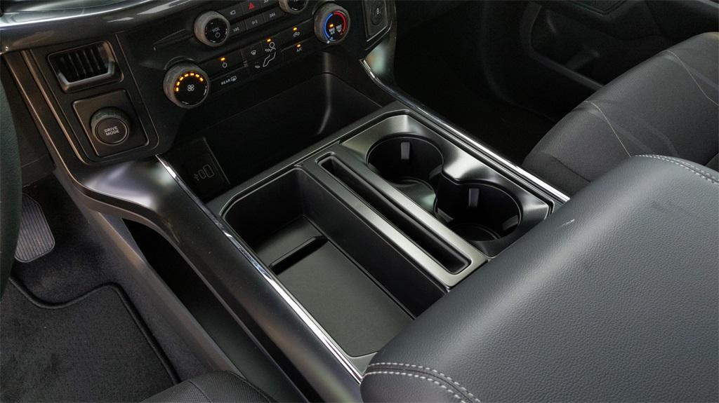 new 2025 Ford F-150 car, priced at $38,927