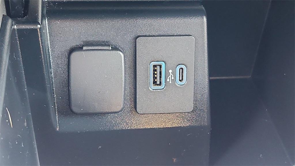used 2021 Ford Explorer car, priced at $25,000