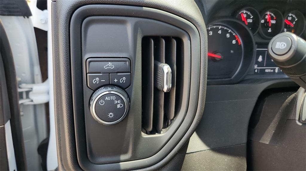 used 2024 Chevrolet Silverado 1500 car, priced at $26,000