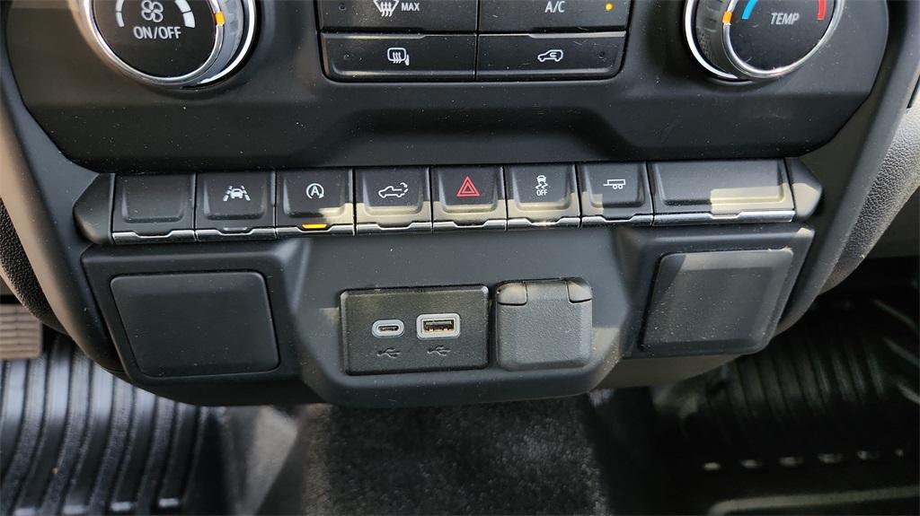 used 2024 Chevrolet Silverado 1500 car, priced at $26,000