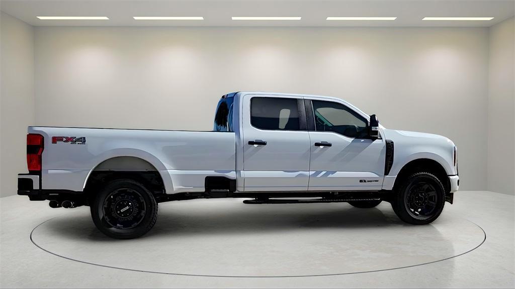 new 2024 Ford F-350 car, priced at $67,120