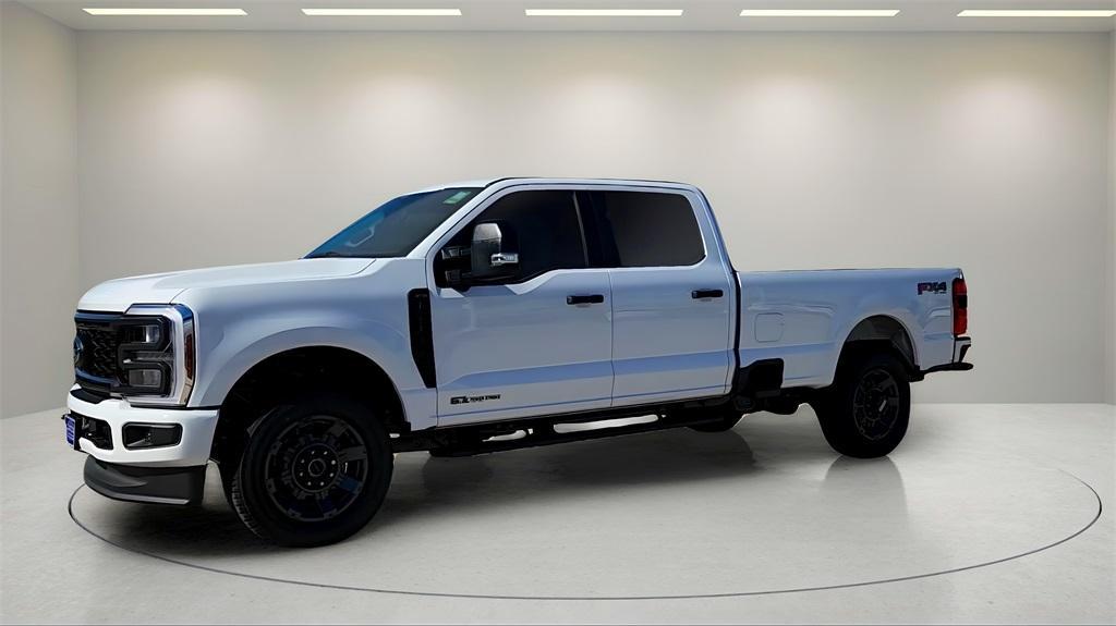 new 2024 Ford F-350 car, priced at $68,120