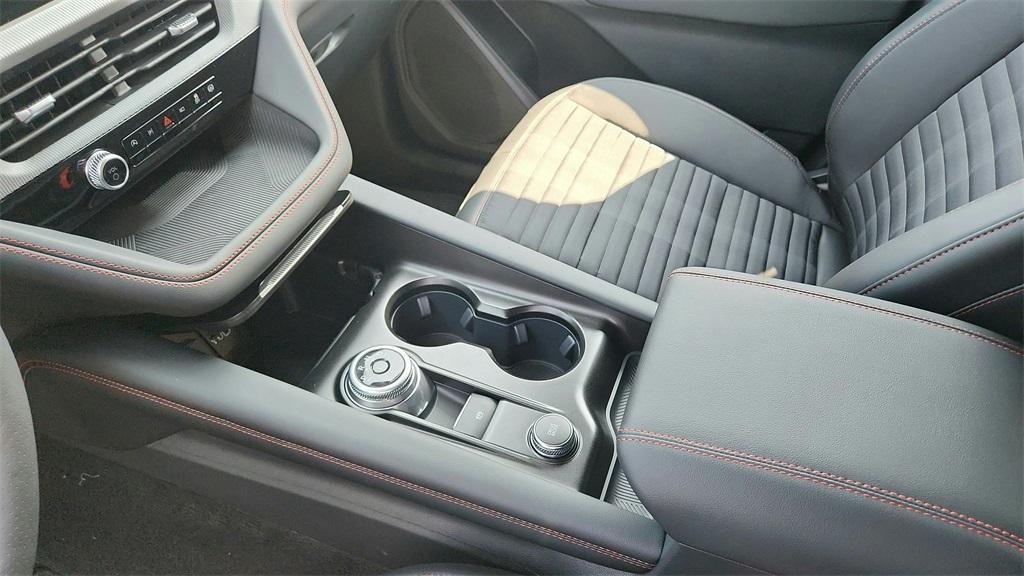 new 2025 Ford Explorer car, priced at $42,356
