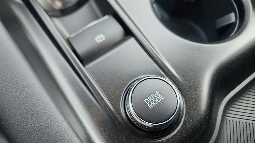 new 2025 Ford Explorer car, priced at $42,356