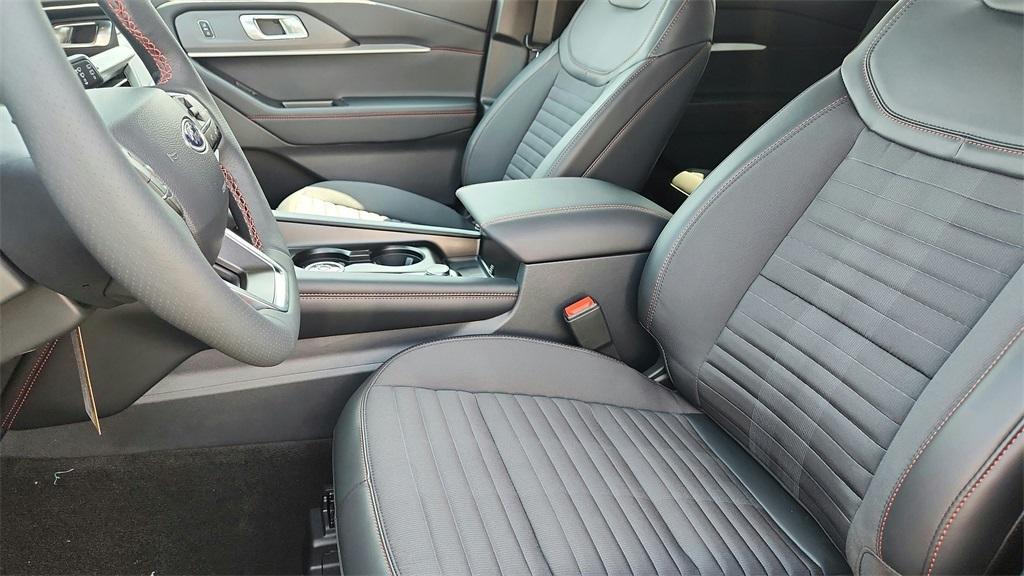 new 2025 Ford Explorer car, priced at $42,356