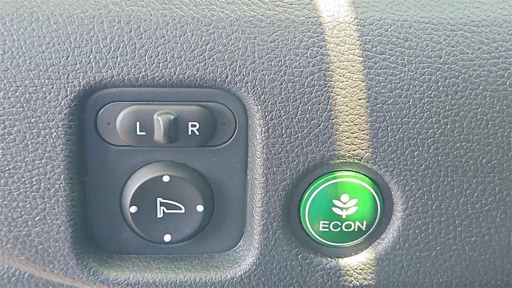 used 2022 Honda Ridgeline car, priced at $33,000