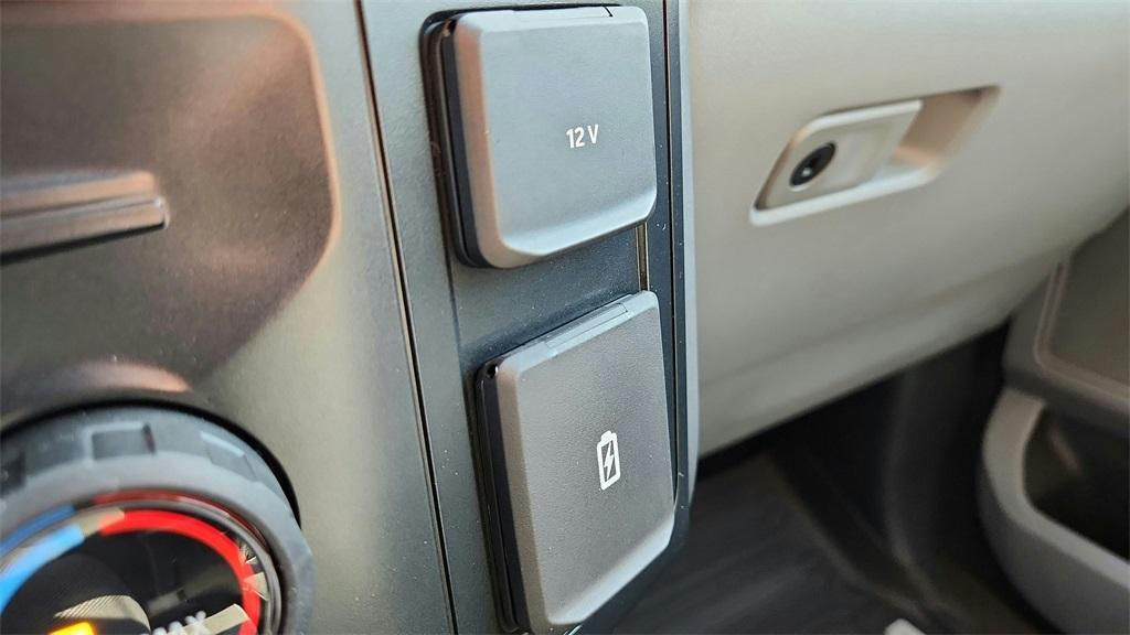 new 2025 Ford F-150 car, priced at $45,041