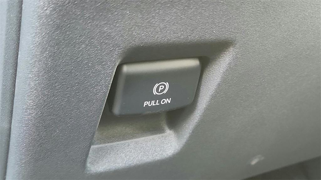 new 2025 Ford Expedition Max car, priced at $69,696